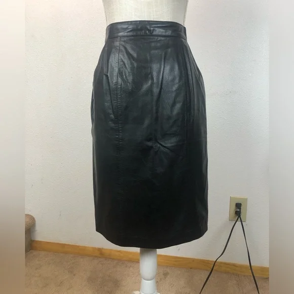 Genuine Leather pencil skirt. Size Small - Picture 1 of 6